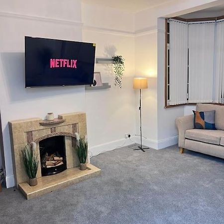 Spacious 3 Bed Flat - Beach Nearby - No Pets Southend-on-Sea Zewnętrze zdjęcie