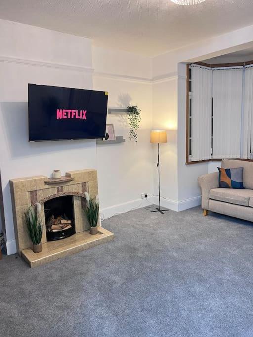Spacious 3 Bed Flat - Beach Nearby - No Pets Southend-on-Sea Zewnętrze zdjęcie