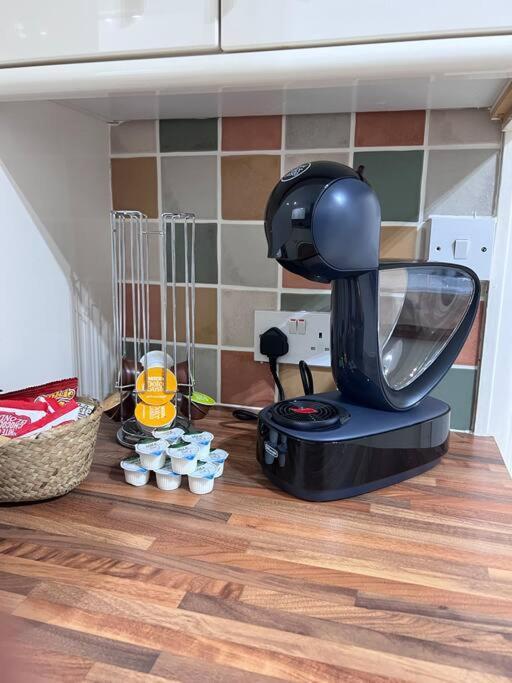 Spacious 3 Bed Flat - Beach Nearby - No Pets Southend-on-Sea Zewnętrze zdjęcie