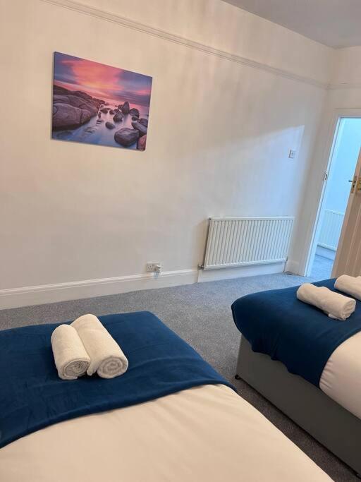 Spacious 3 Bed Flat - Beach Nearby - No Pets Southend-on-Sea Zewnętrze zdjęcie