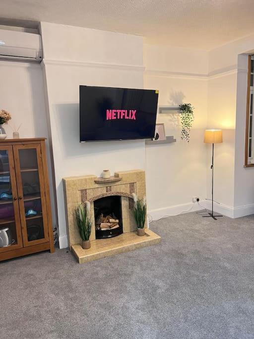 Spacious 3 Bed Flat - Beach Nearby - No Pets Southend-on-Sea Zewnętrze zdjęcie